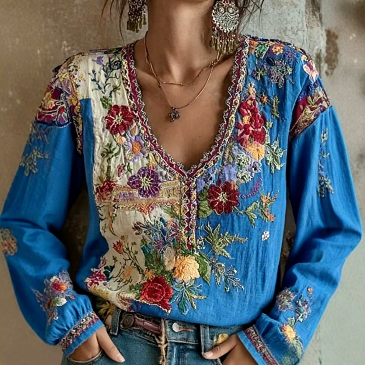 Guinevere - Women's Floral V-Neck Boho Long Sleeve Top 2