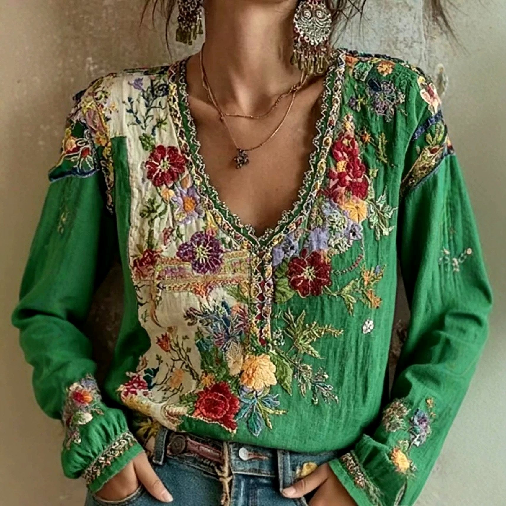 Guinevere - Women's Floral V-Neck Boho Long Sleeve Top 3