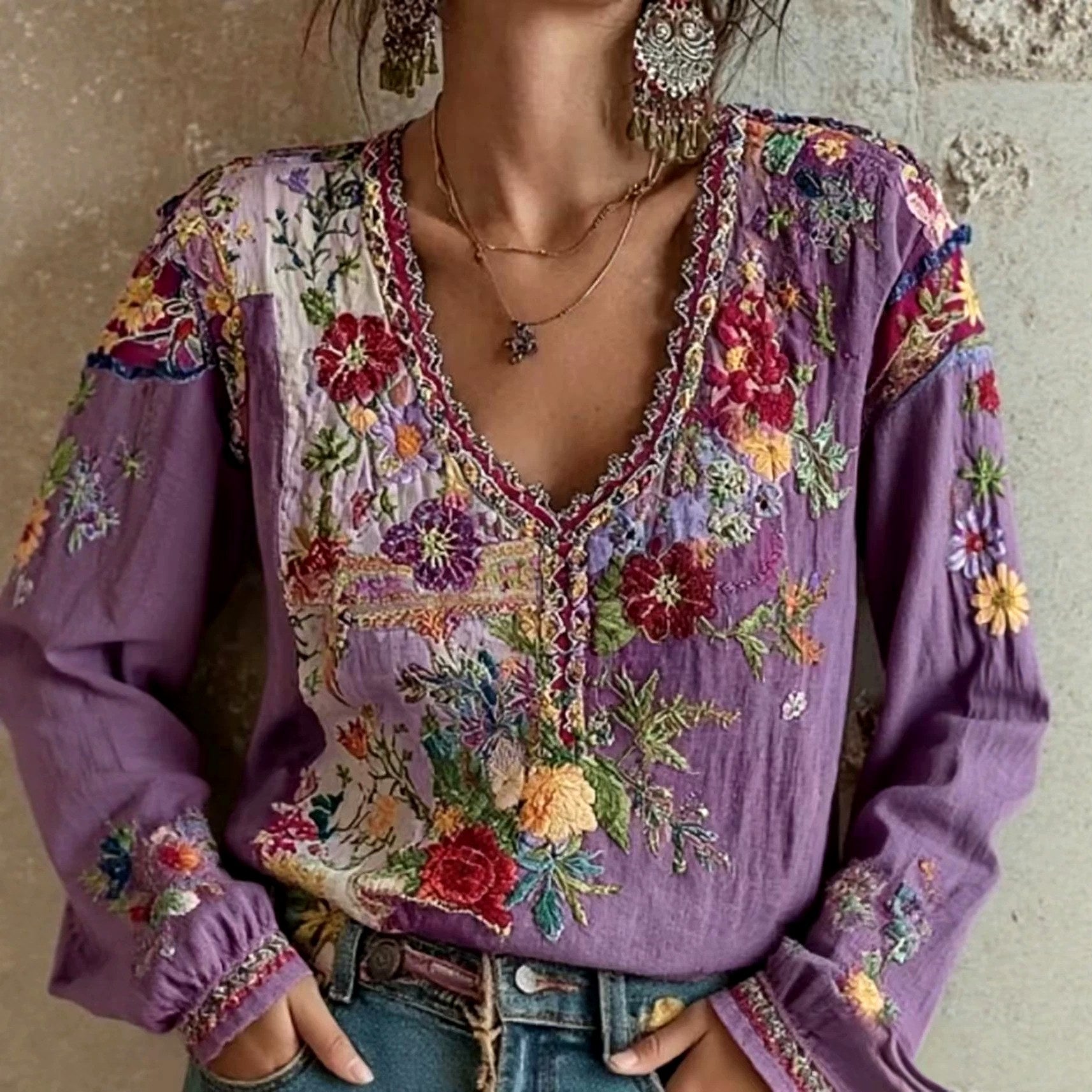 Guinevere - Women's Floral V-Neck Boho Long Sleeve Top 4