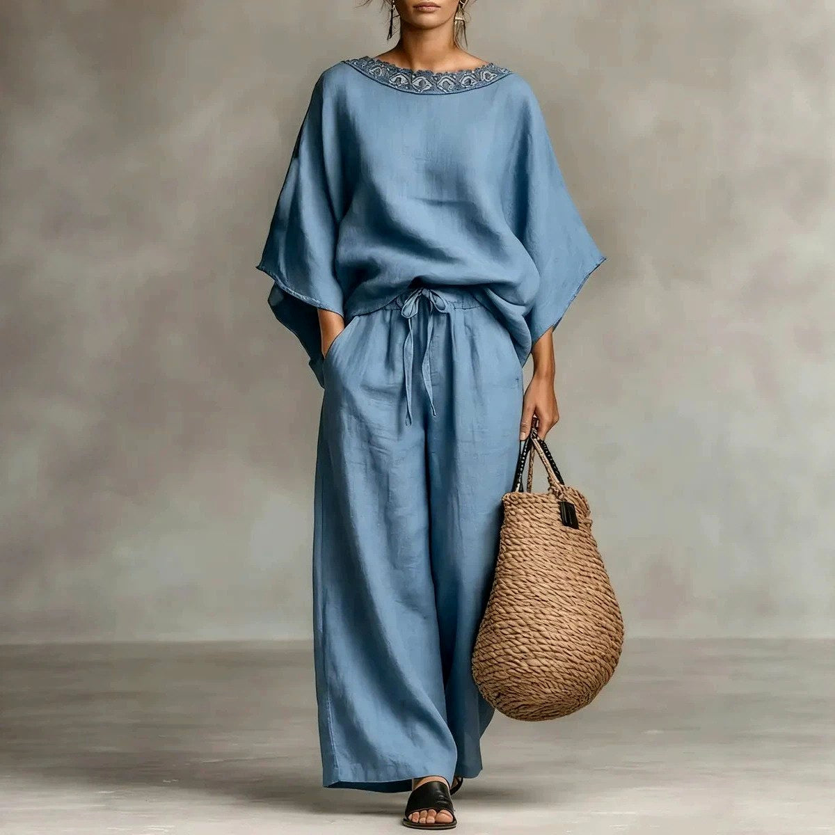 Kirsten - Women's Lace Neck Relaxed Batwing Co-Ord Set 2