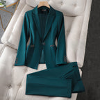 Matilda - Women's Double-Breasted Blazer and Tailored Pants Set