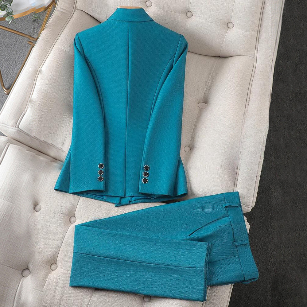 Matilda - Women's Double-Breasted Blazer and Tailored Pants Set