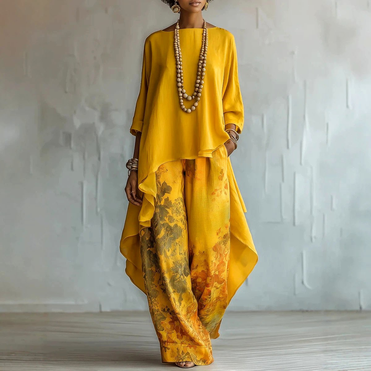 Meredith - Women's Asymmetric Tunic & Floral Wide-Leg Pants Set 1